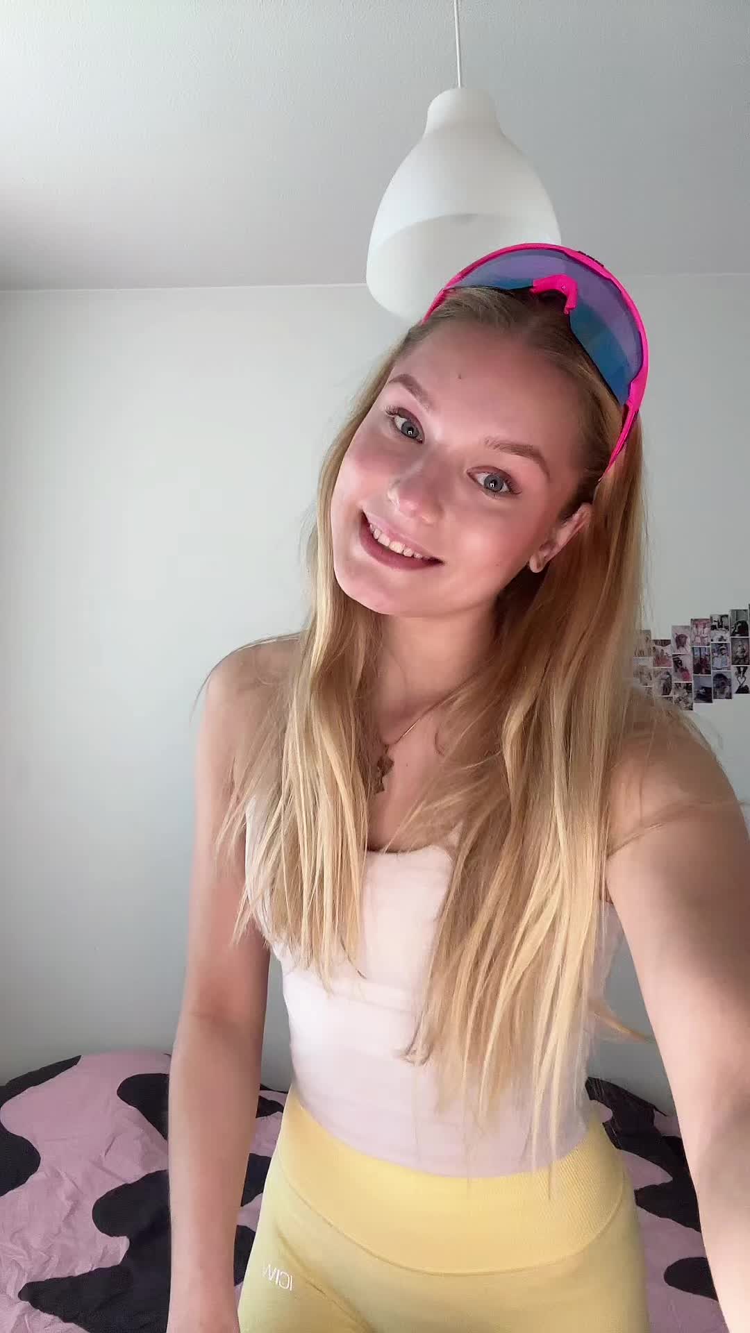 @Elena Okkonen 🥗🏃🏼♀️🌷✨🎀