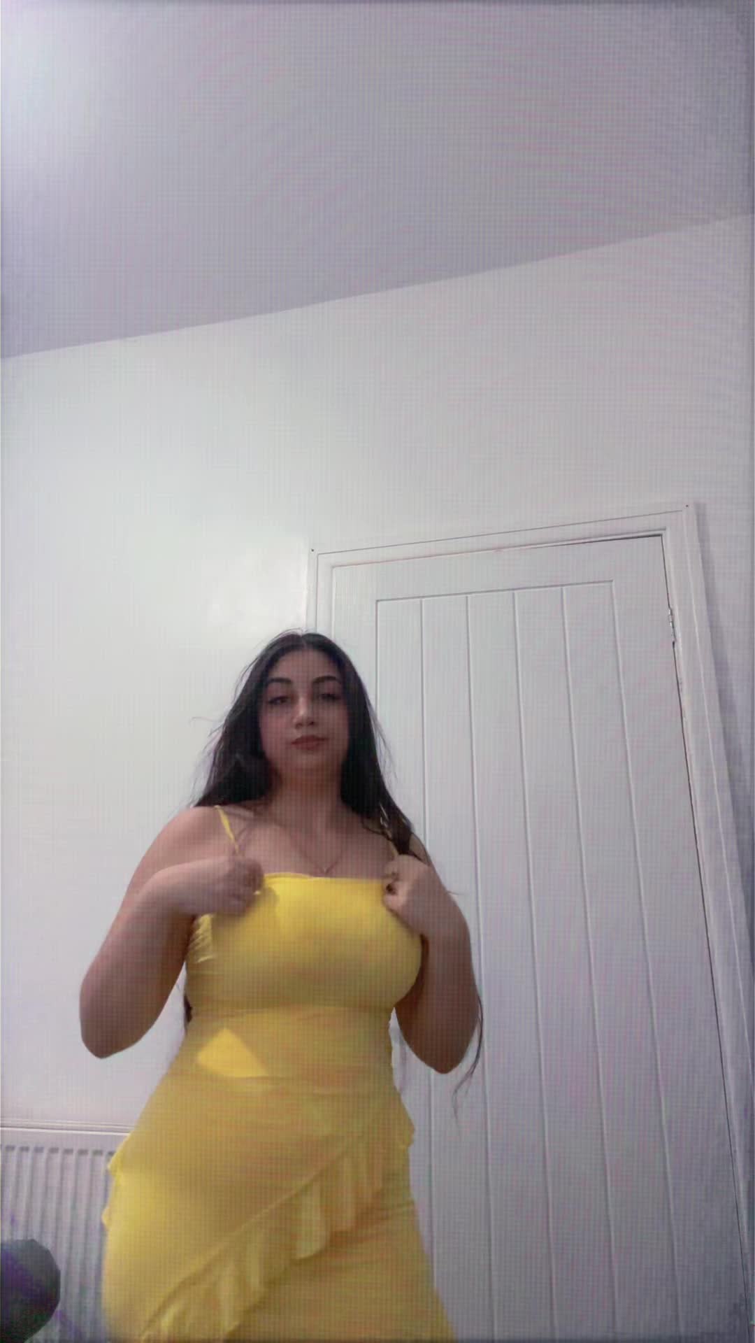 @𝐕✨
