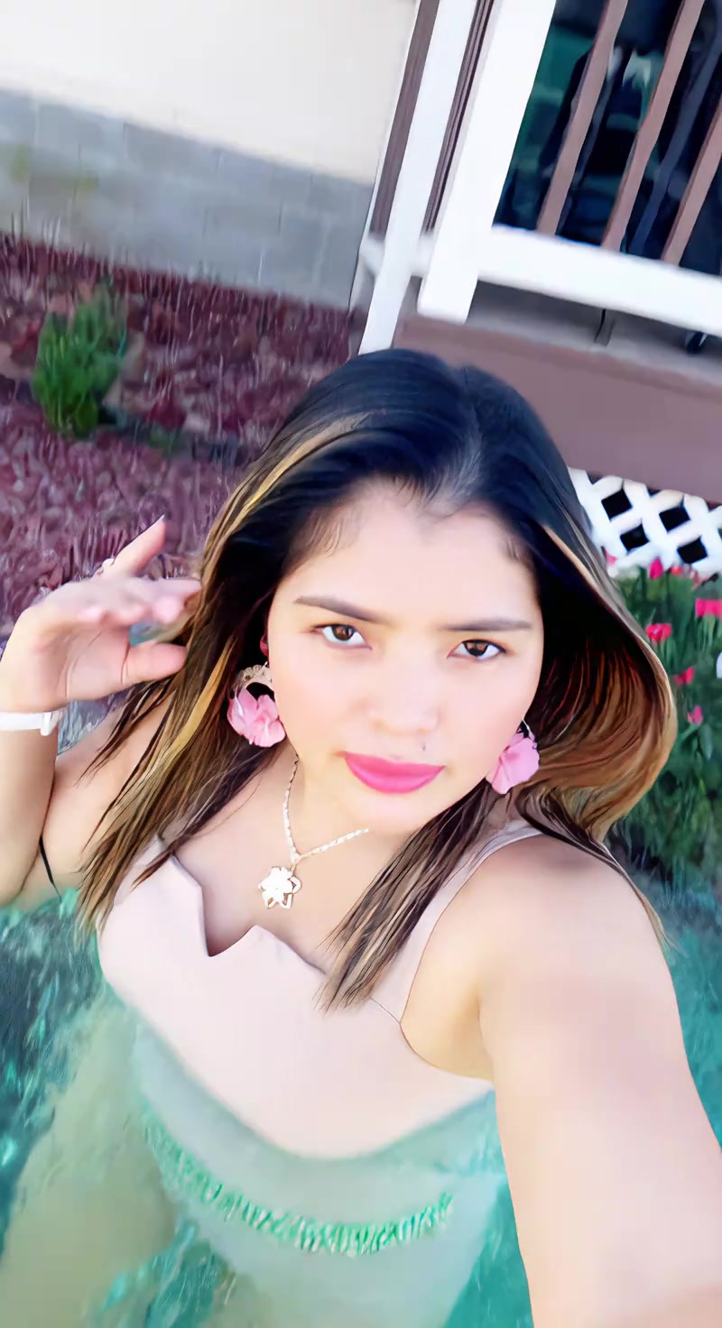 @Emely Flores