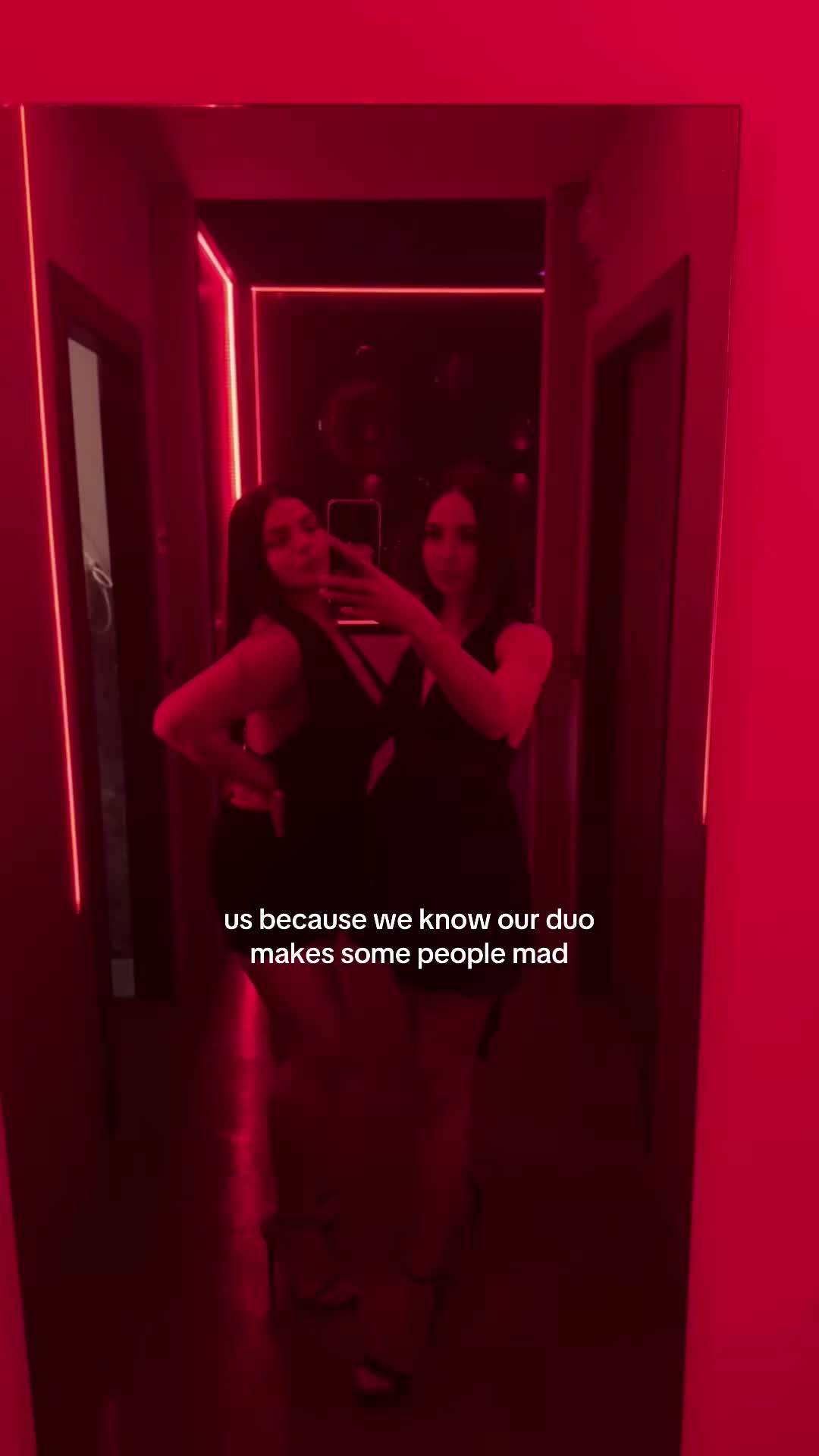 @Niky💋
