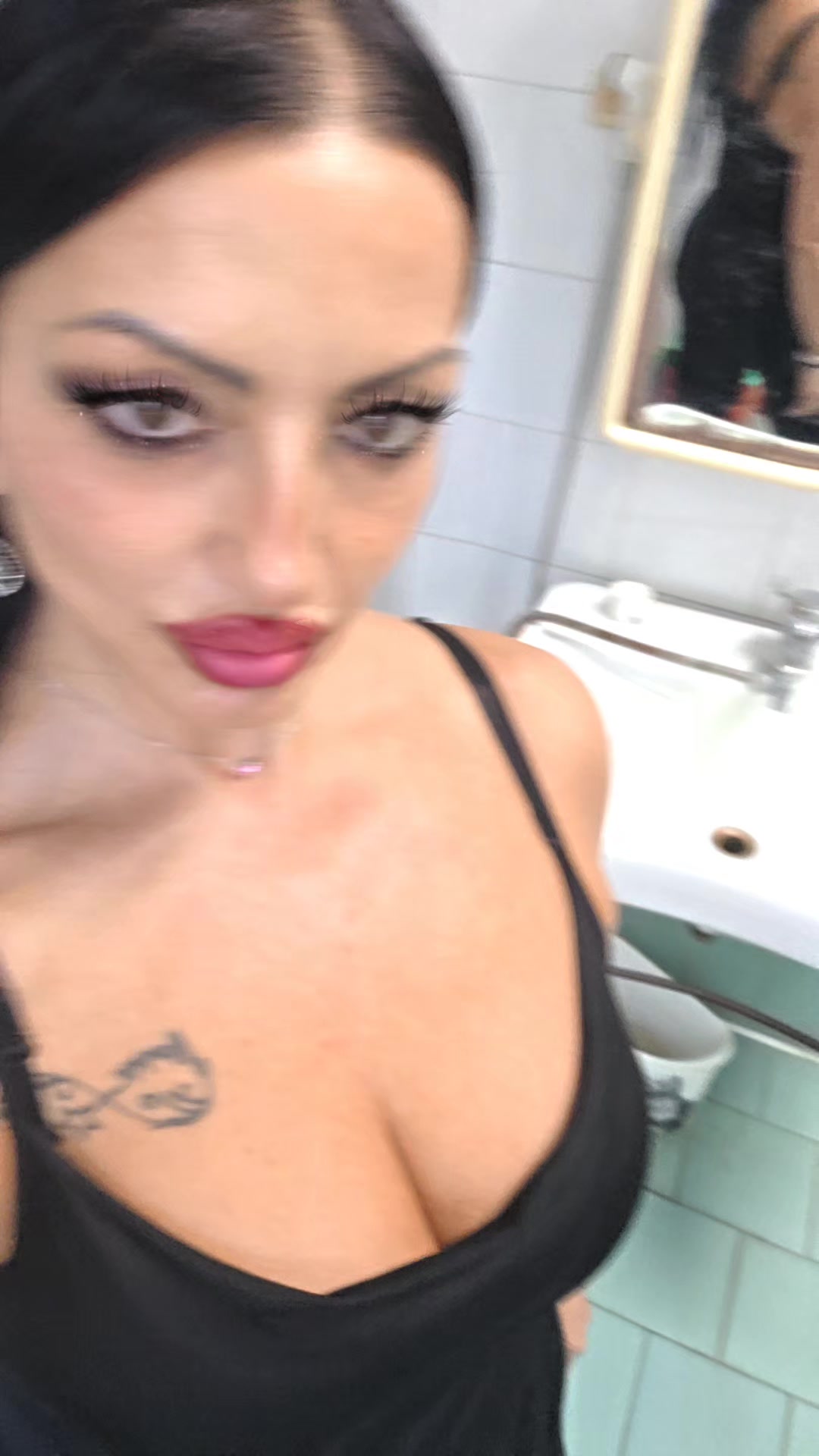 @Mary Scialó
