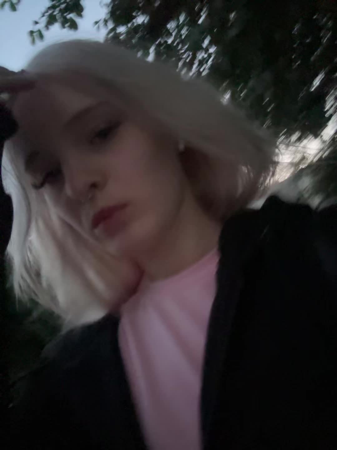 @.;]