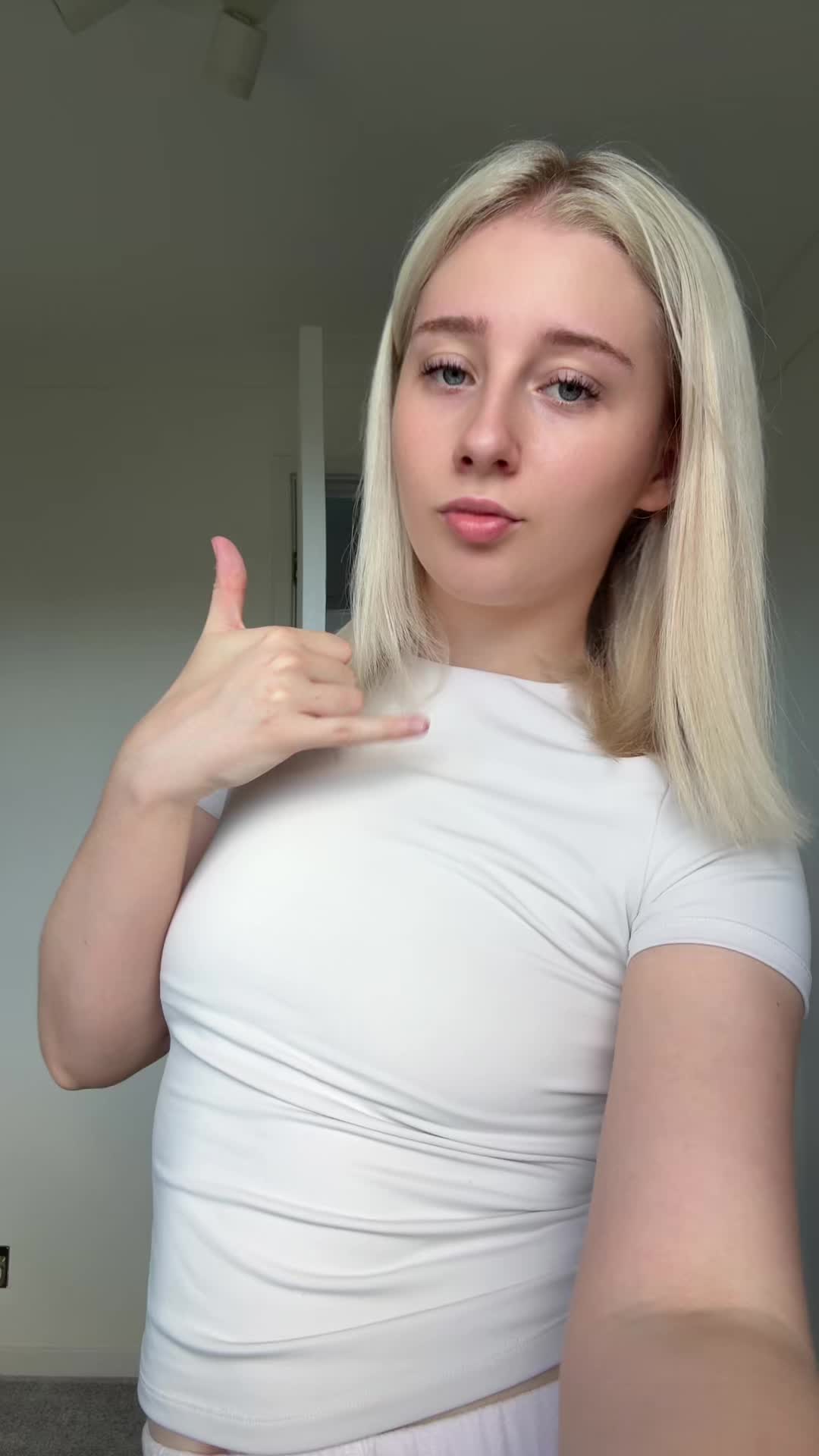 @harleymaeee2