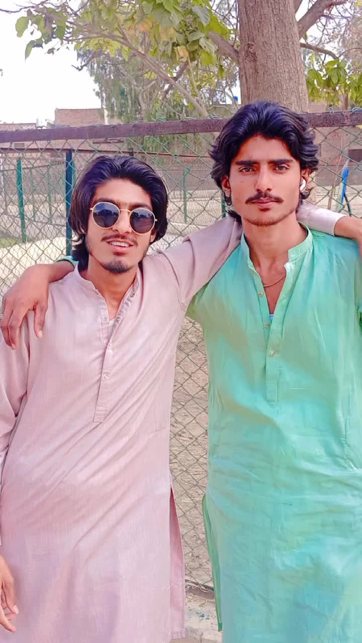 @Desi_boy