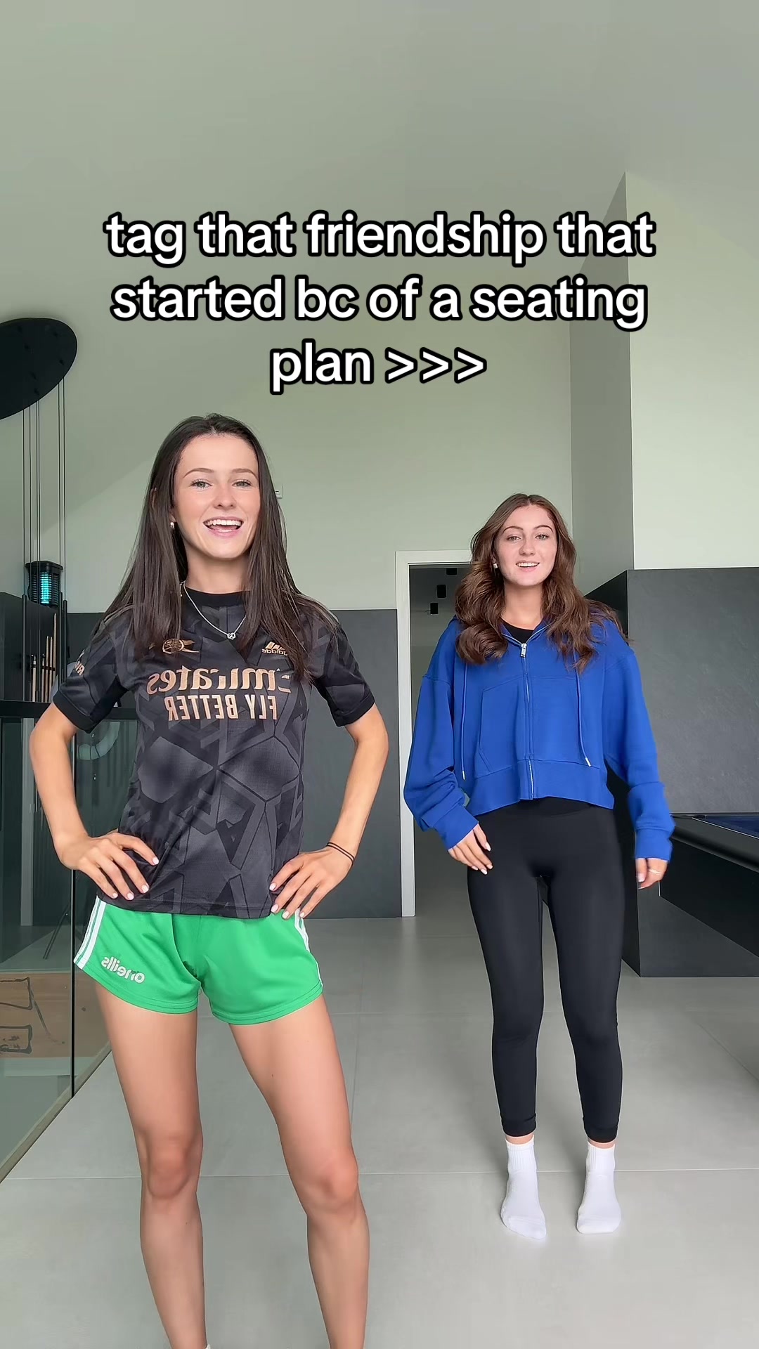 @thesimp5onsisters