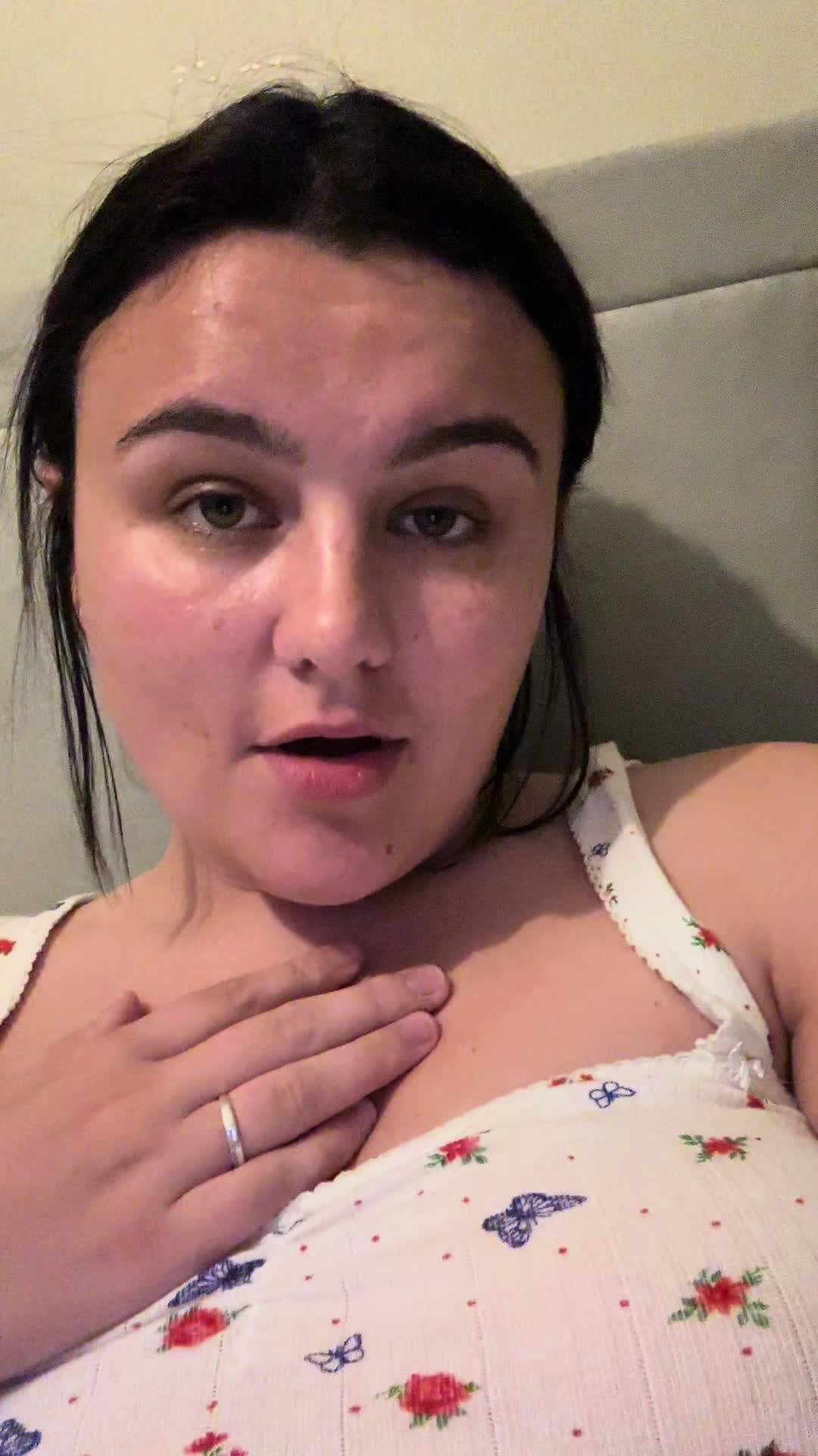 @thefasisters_