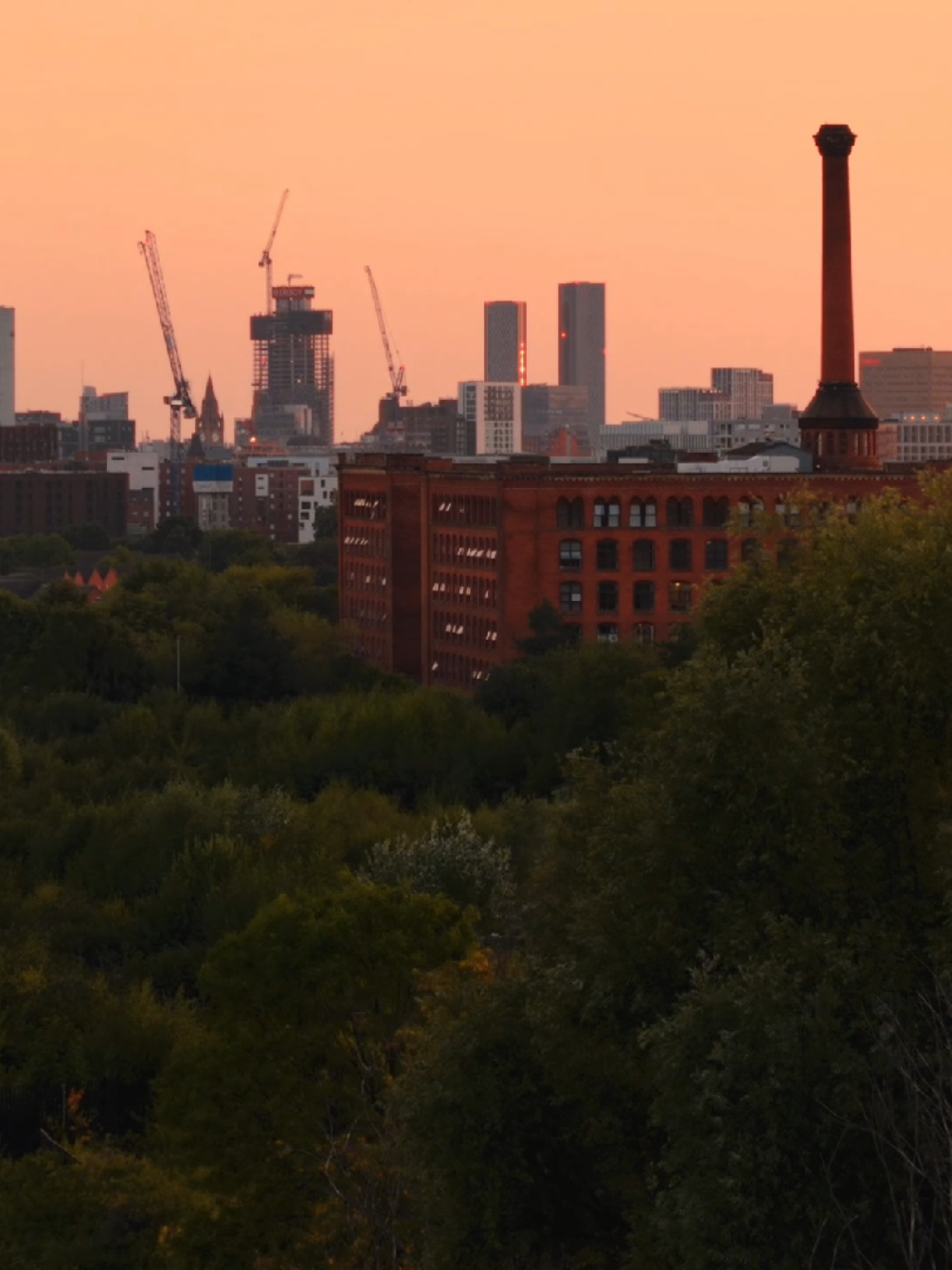 @AirMCR_