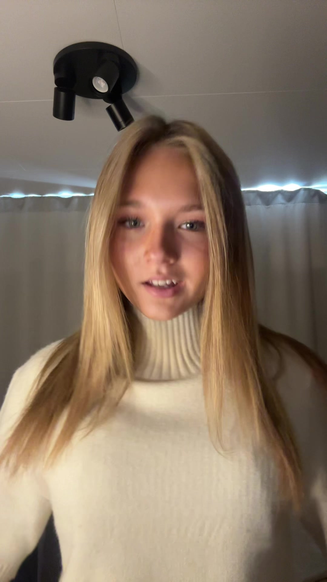 @Elle