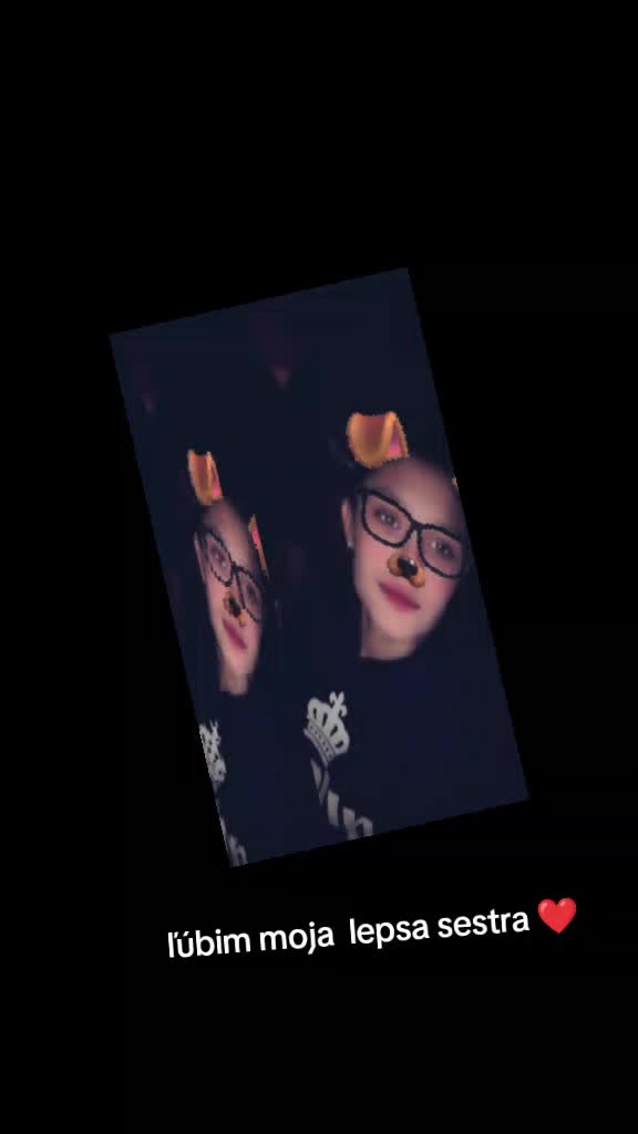@Sara ľúbi iba jednho