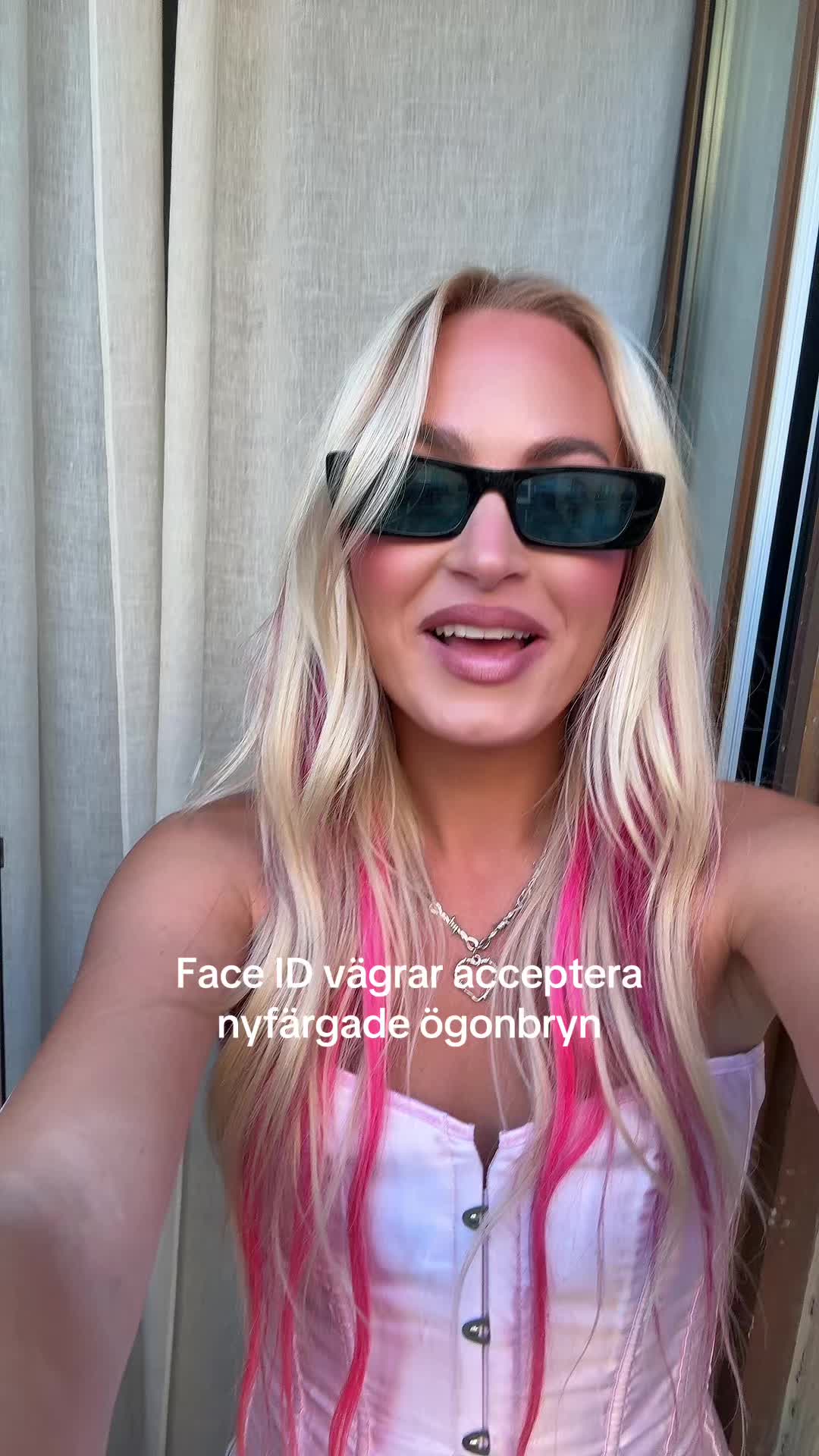 @ELEONOR LÉONE 🦋