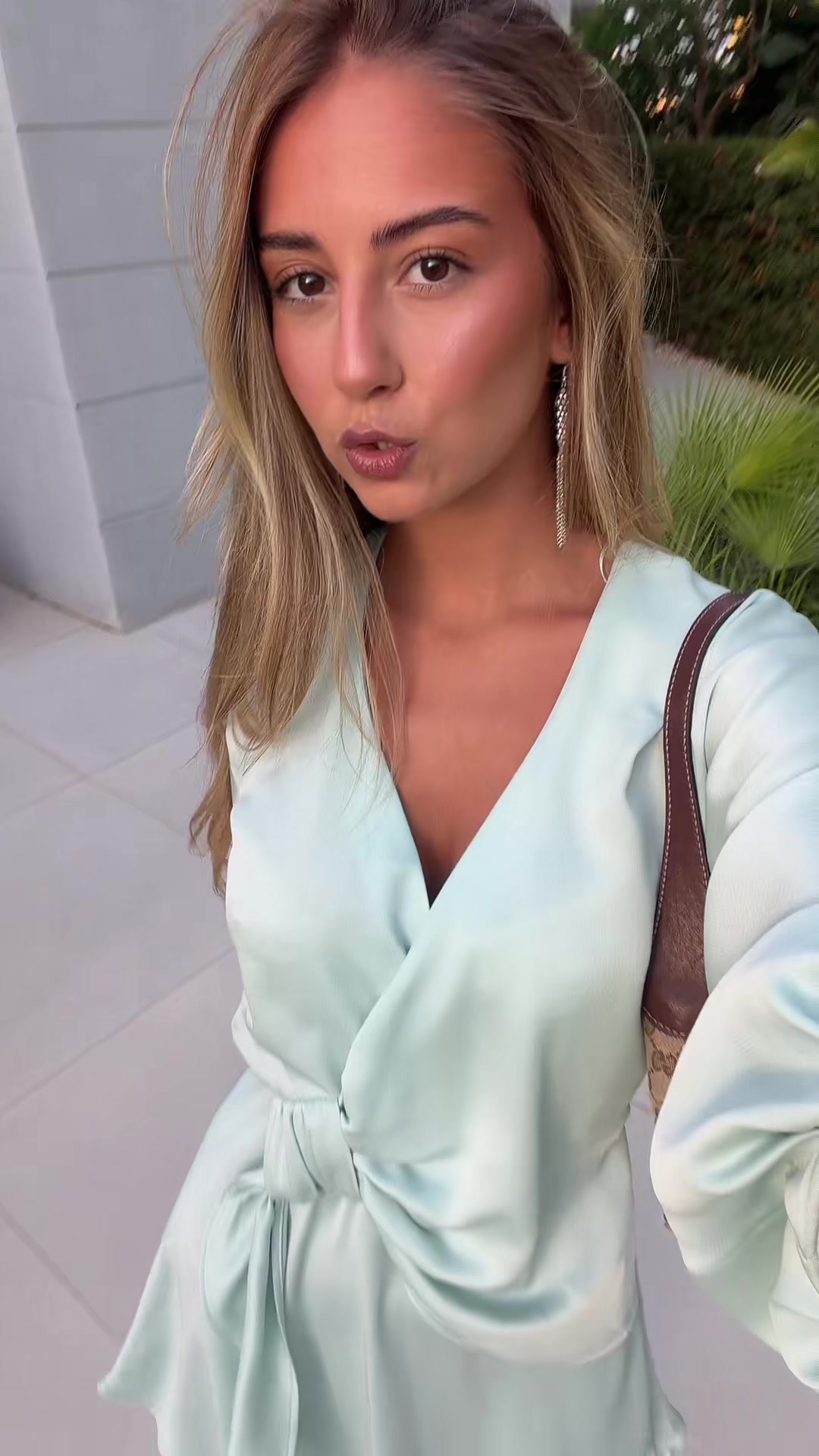 @Isa