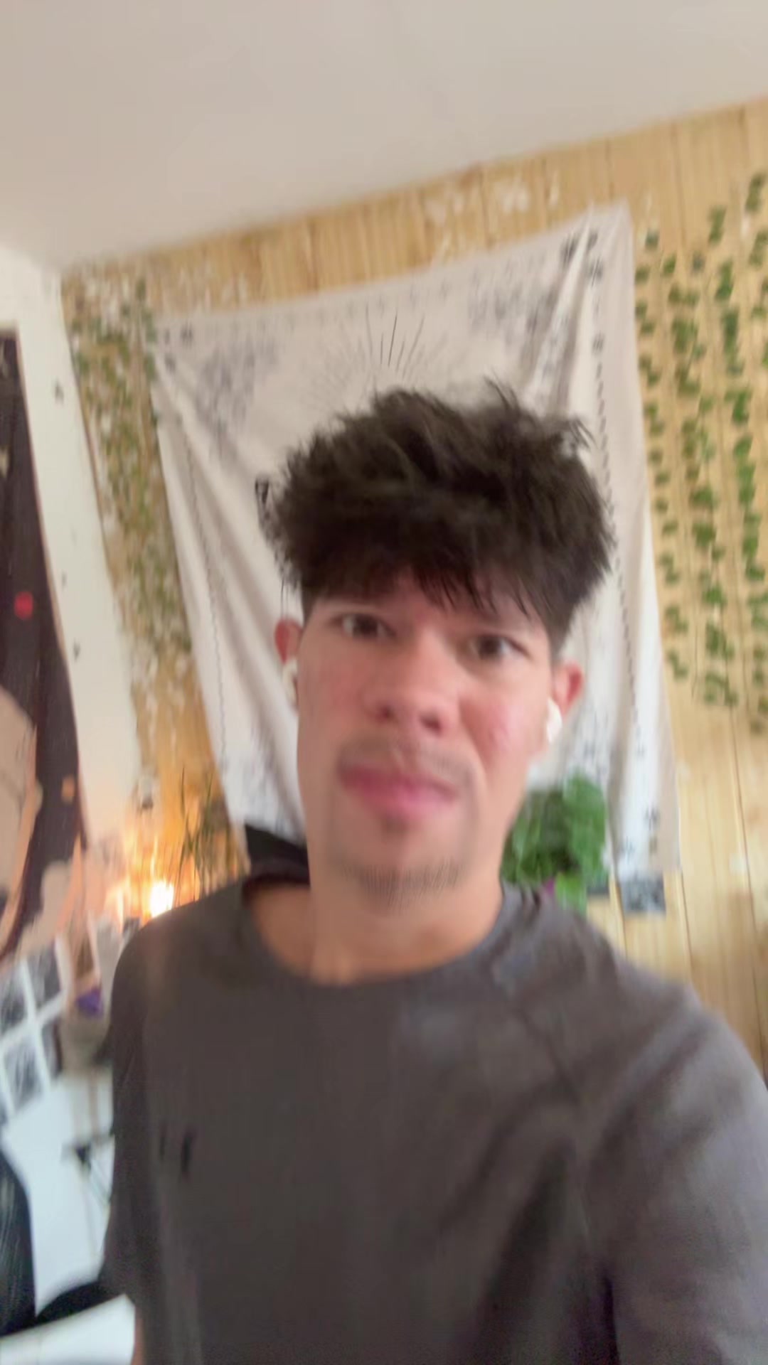 @.⋆♱