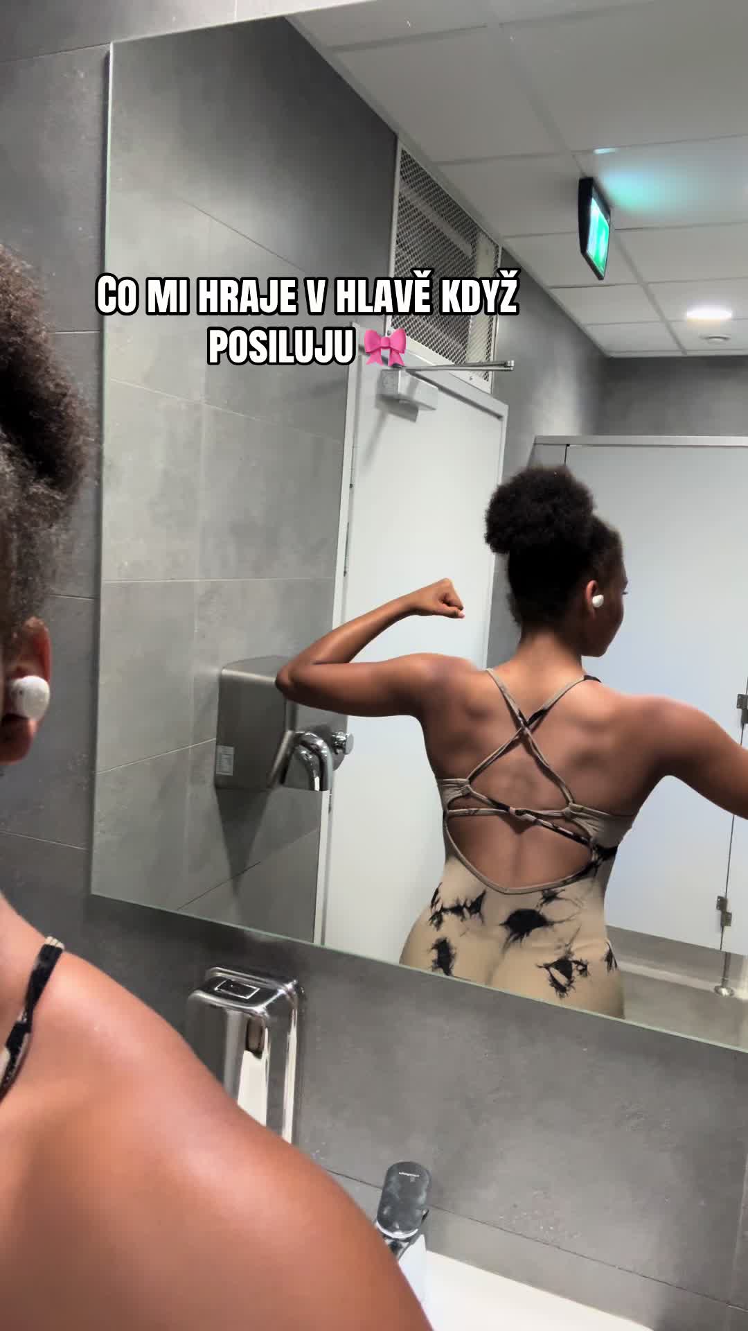 @anezka_lafro_tcheque🇨🇩🇨🇿