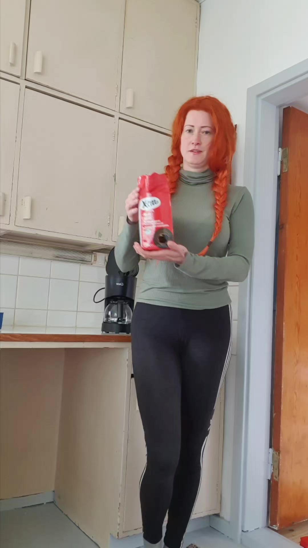@karvalakkinainen