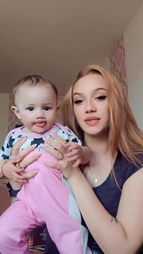 @AnetkaAnickaloosovi Fišerovi🩷