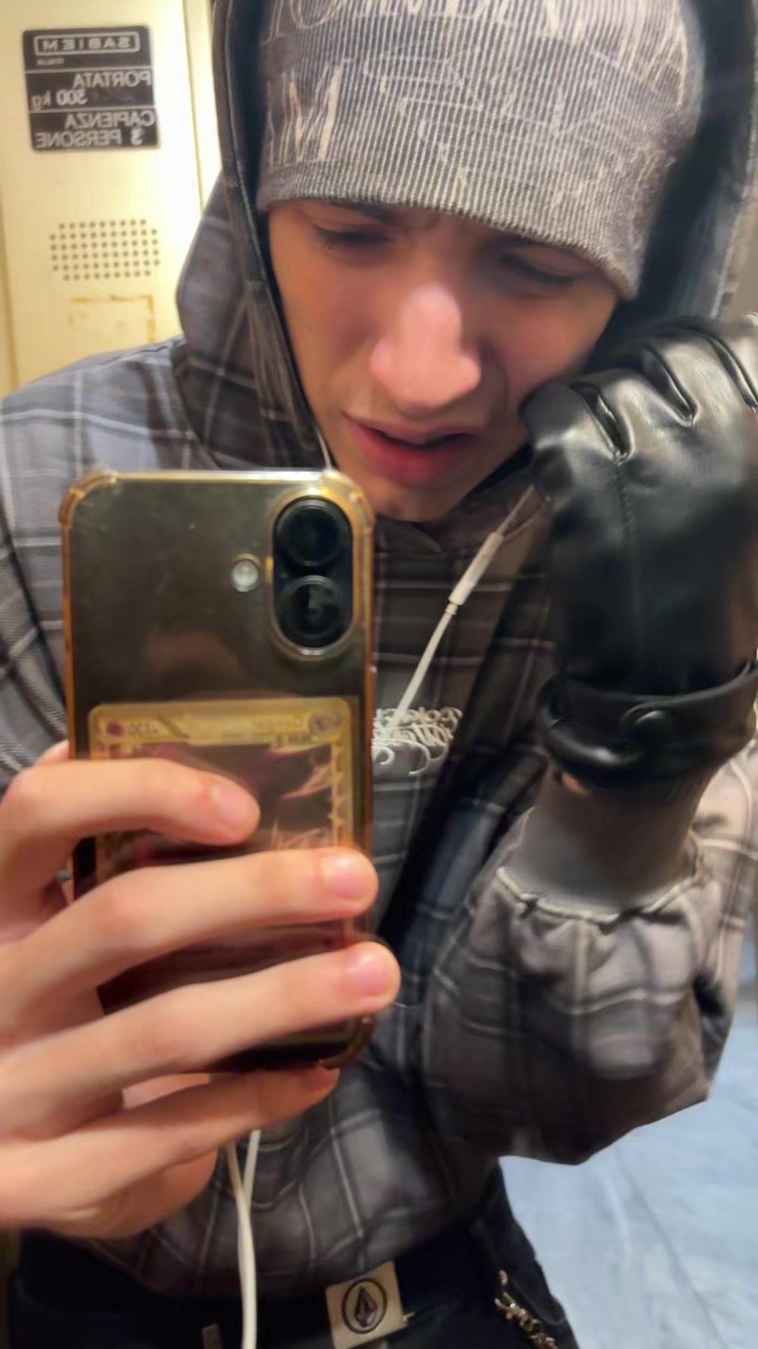@Reskyu