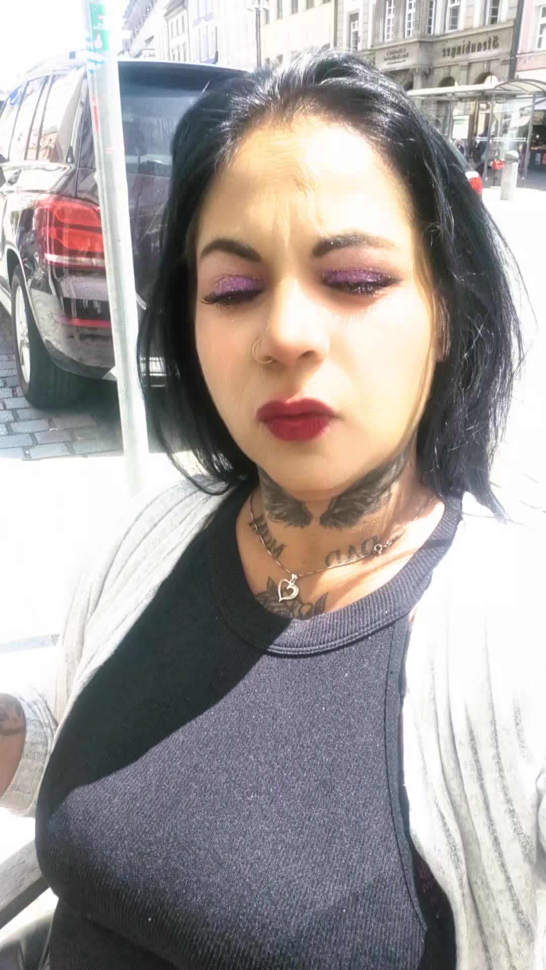 @Dana daniela 🖤🖤🖤🖤💯