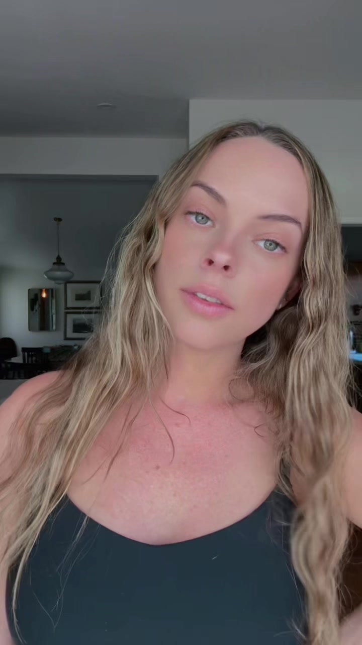 @Ash🍒