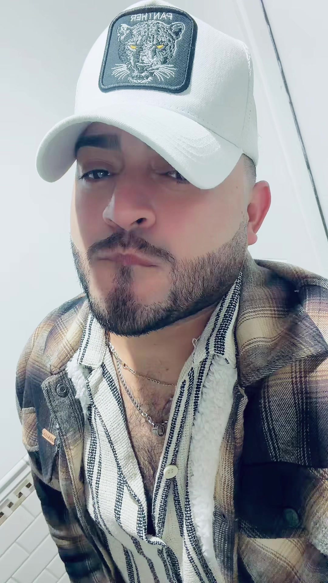 @Bebesito1212