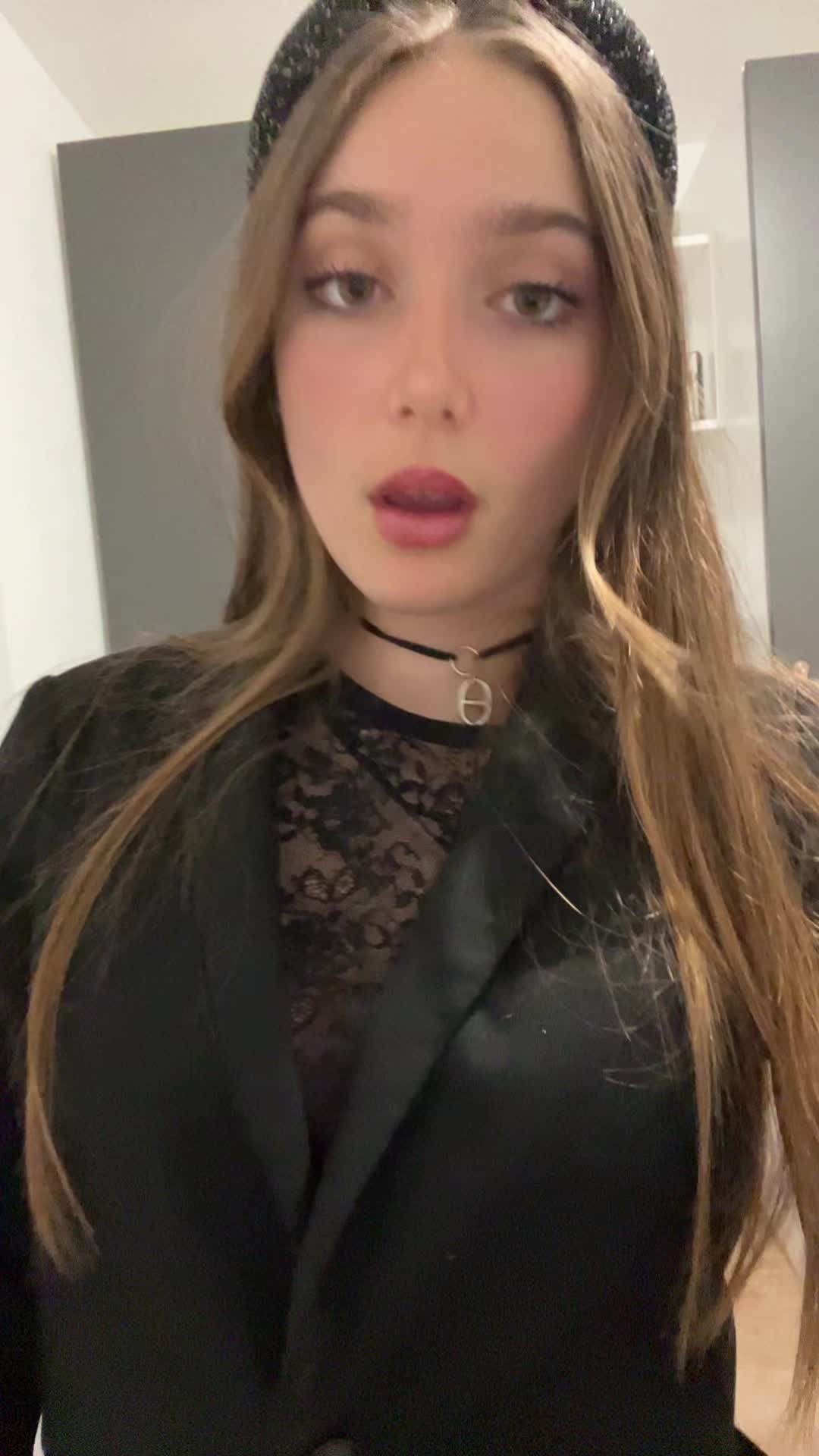 @lena