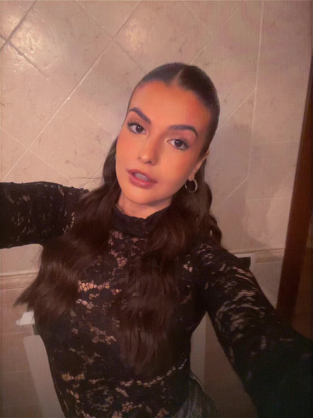 @elenabuzii