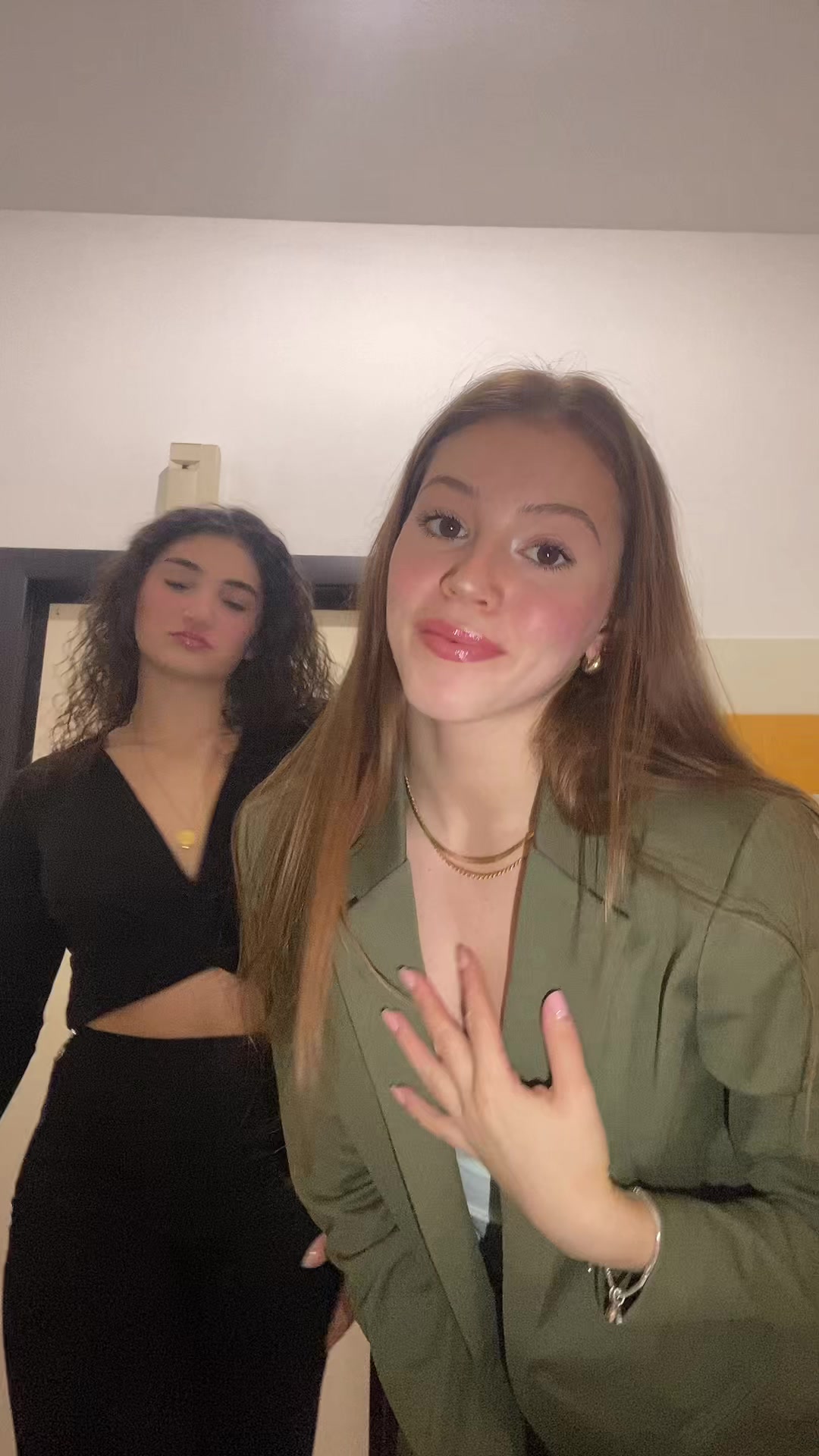 @Veronica Mandriota