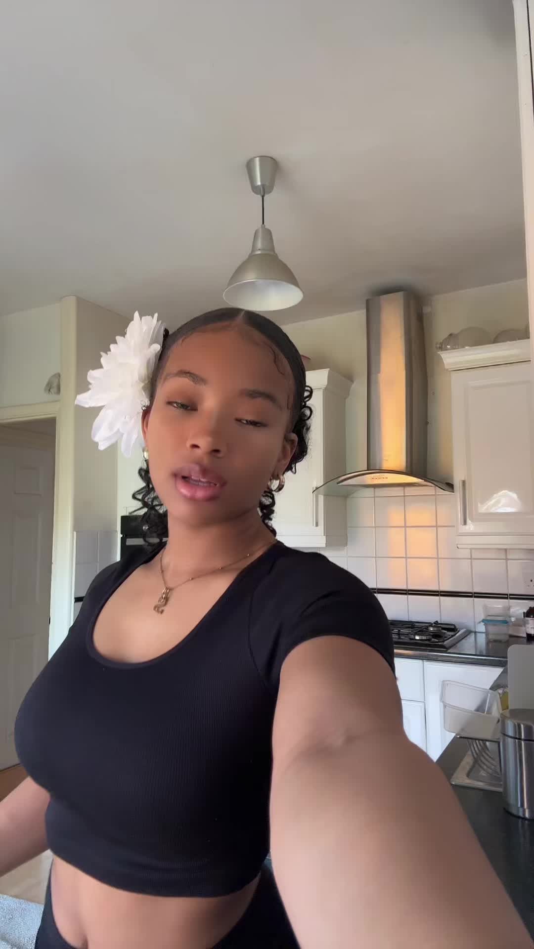 @YoungAthena