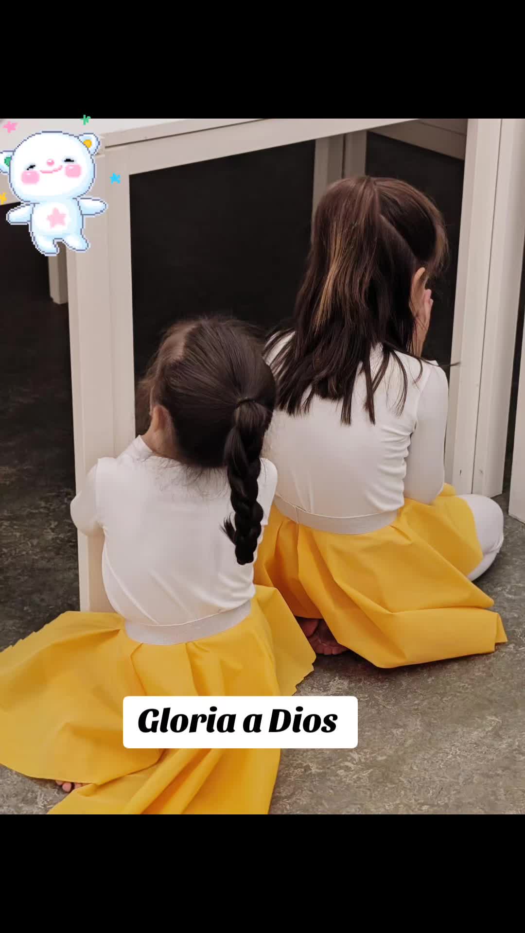 @GladysC1988