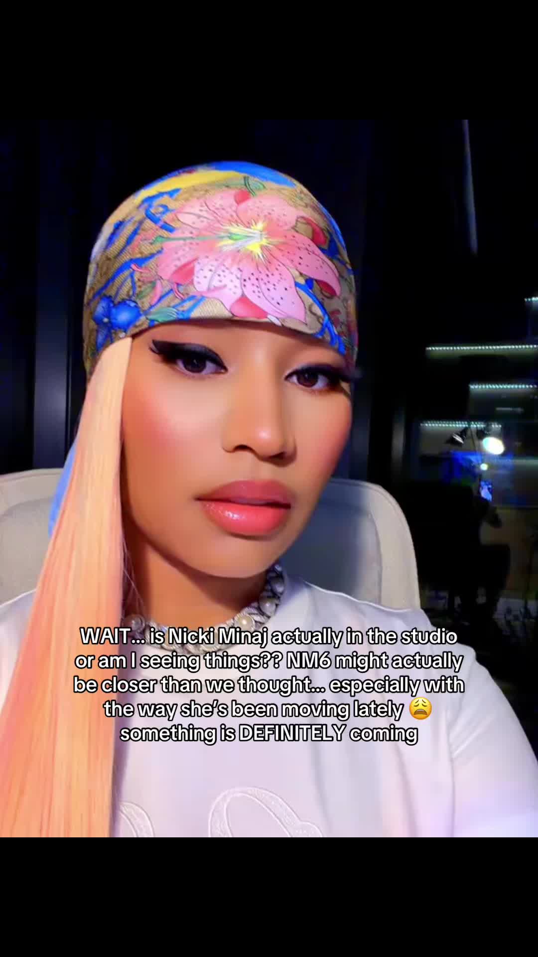 @️