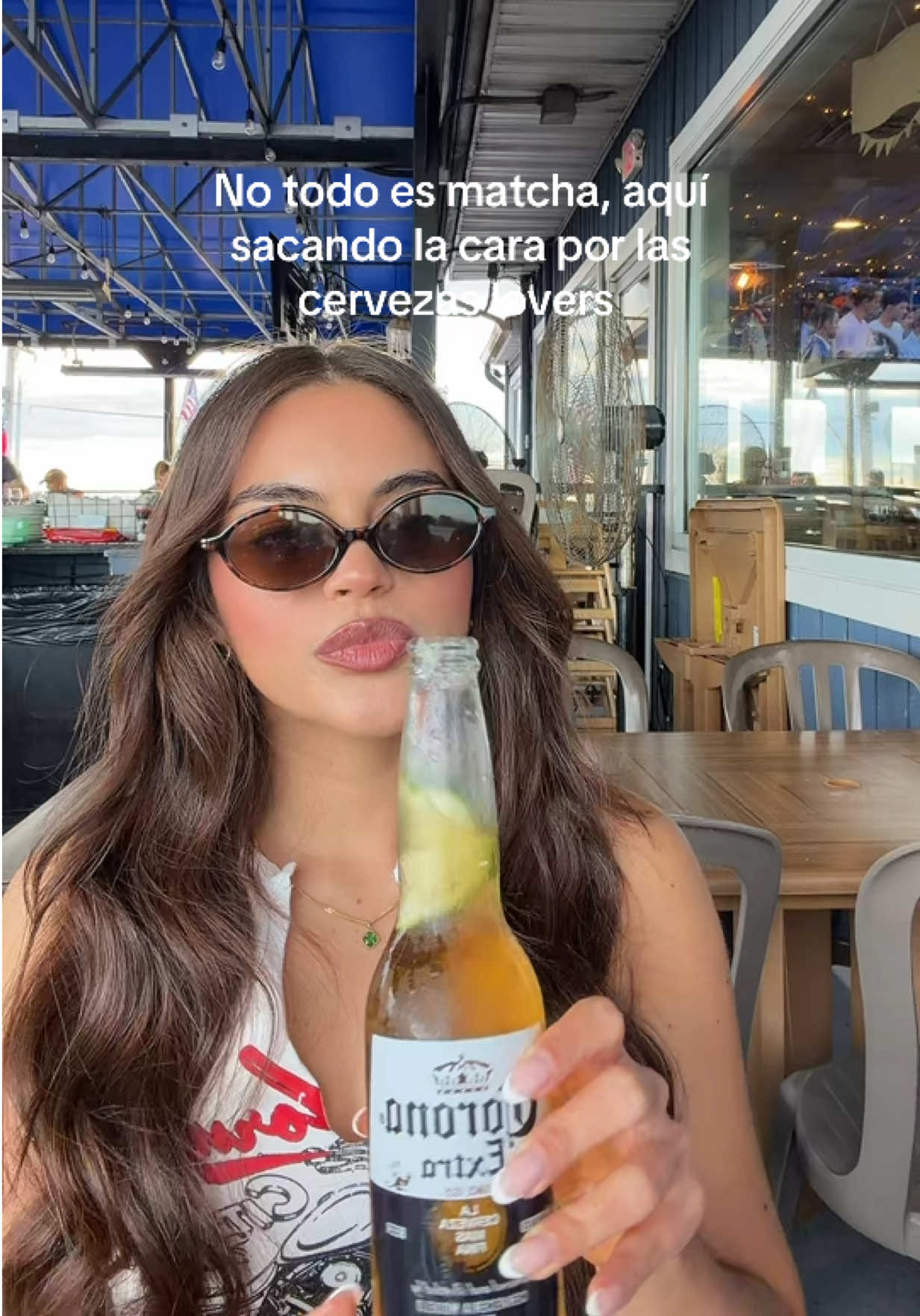 @Camila