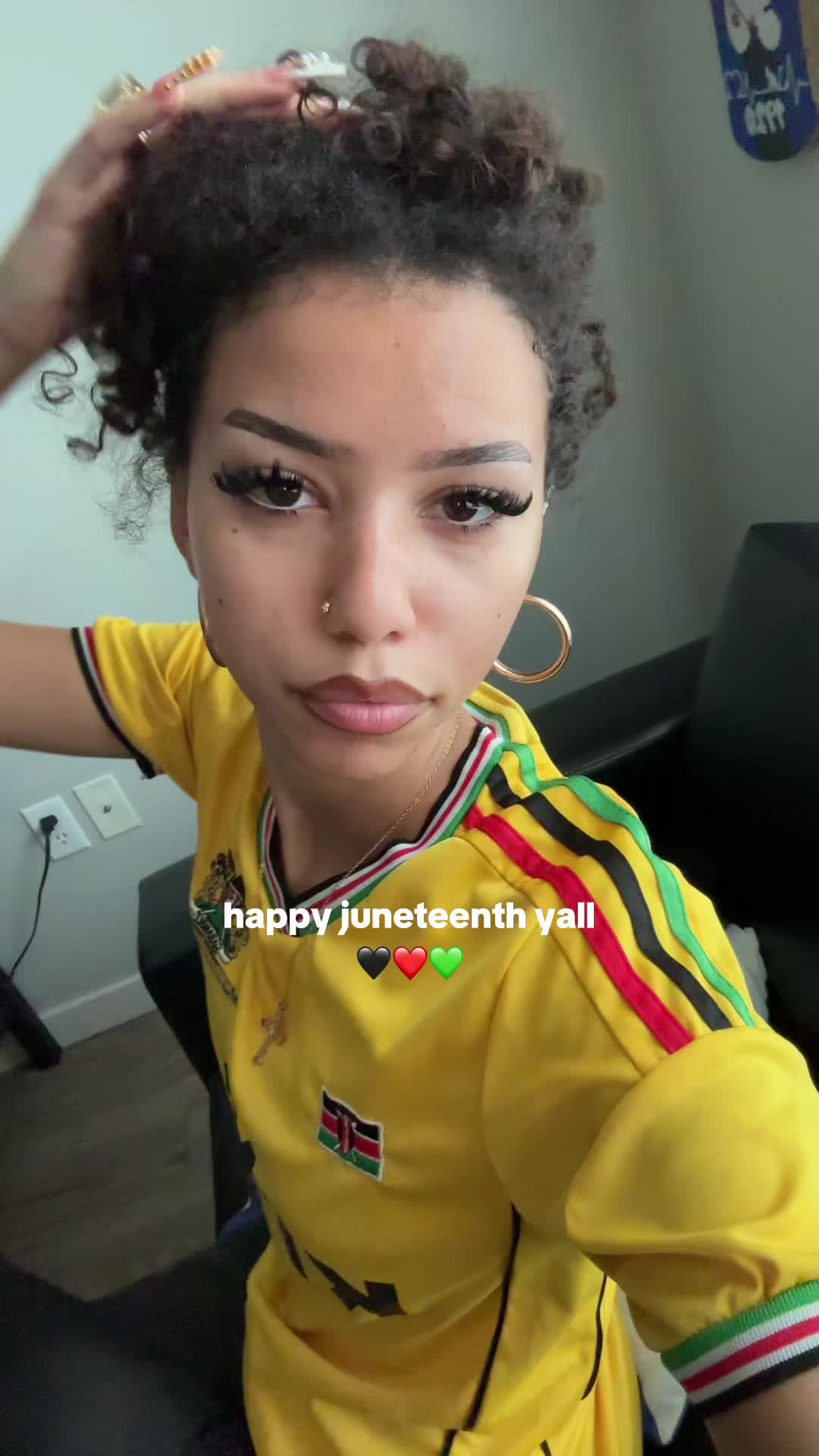 @ᴀɪs.&trade;
