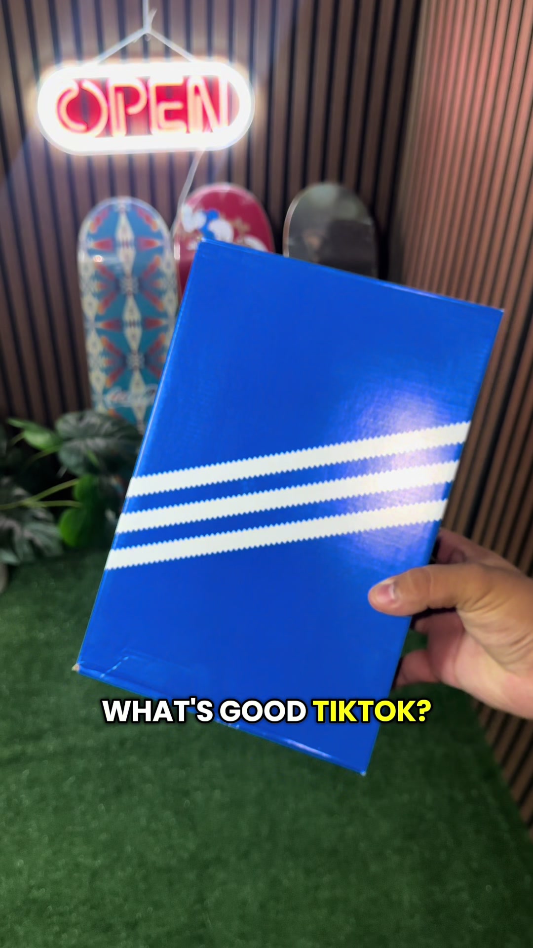 @Trending Sneakers