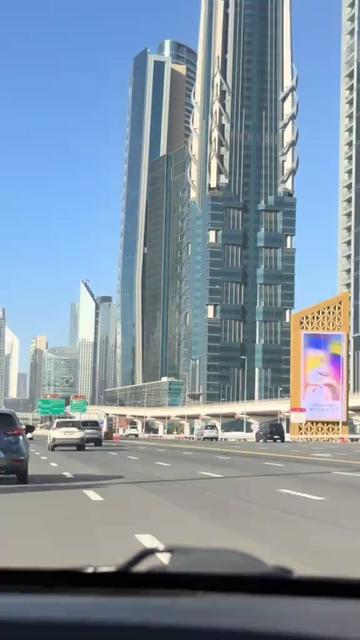 @Dubai❤️