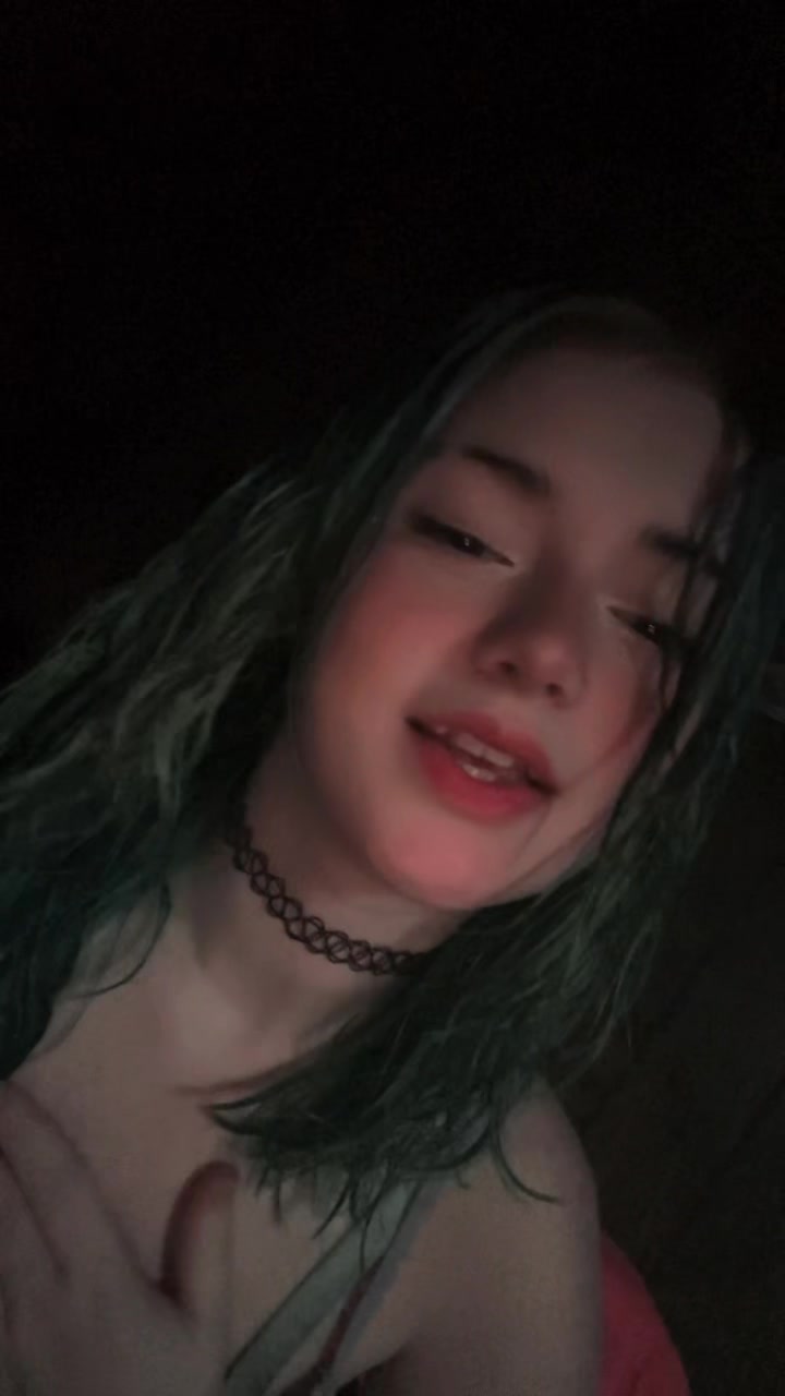 @Bella_9_9_9