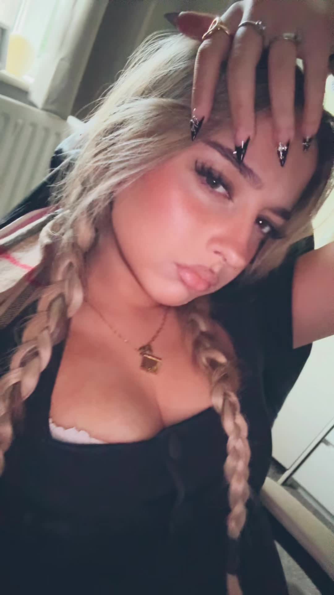 @JJ