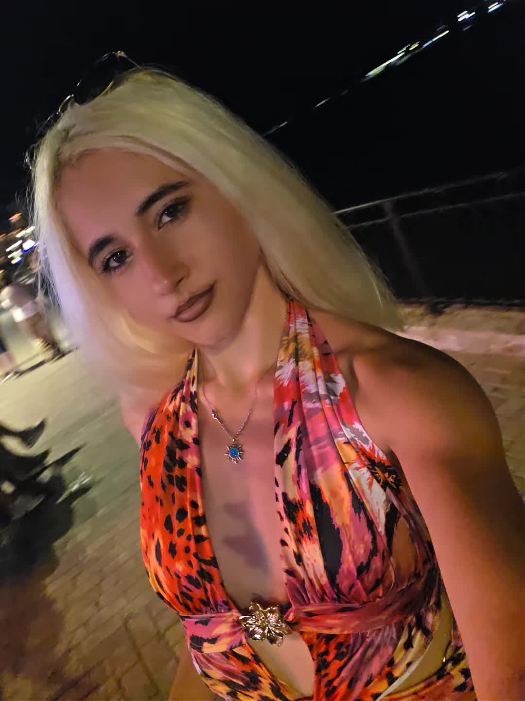 @BlondeQueen