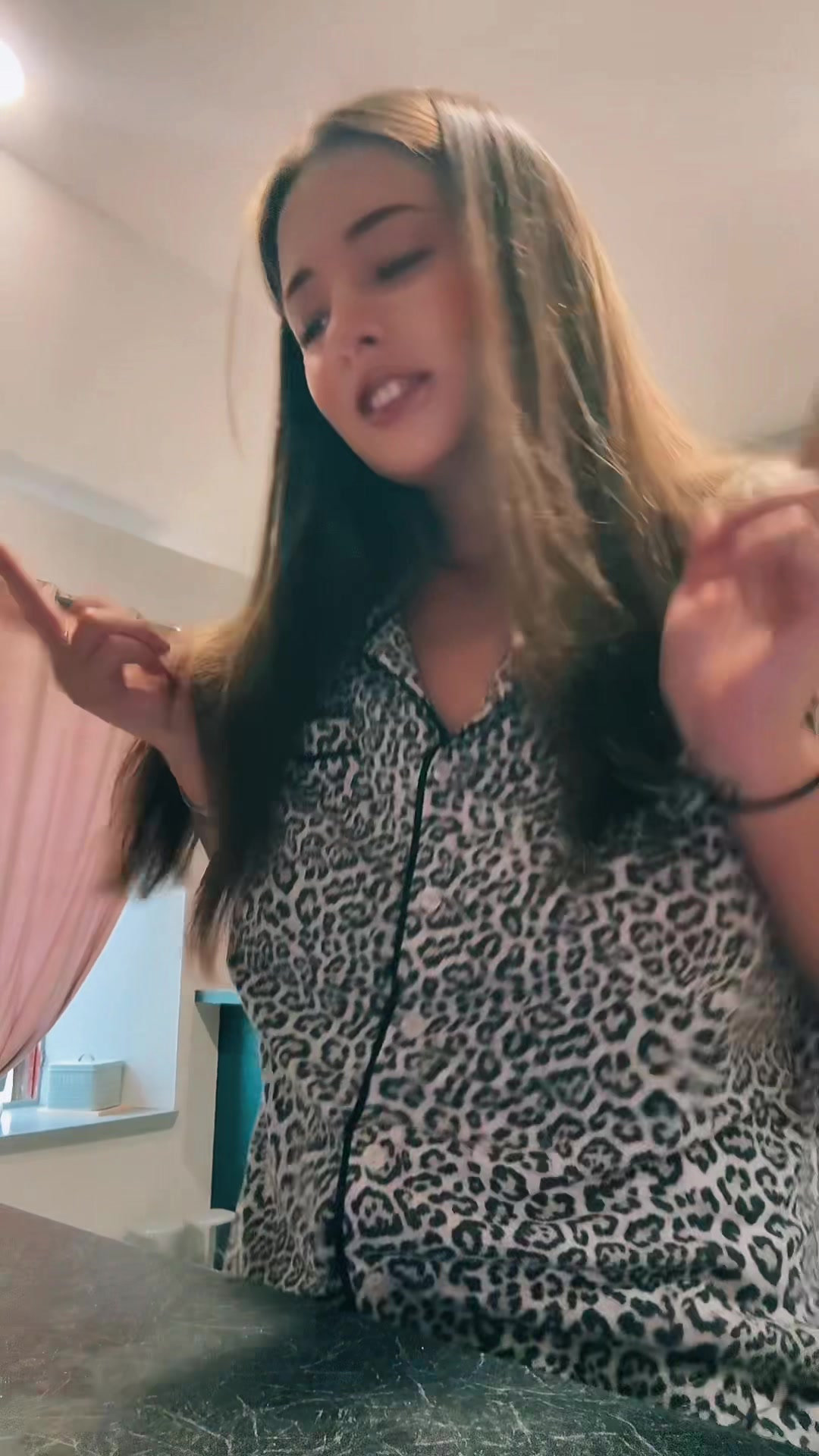 @tayaxox8