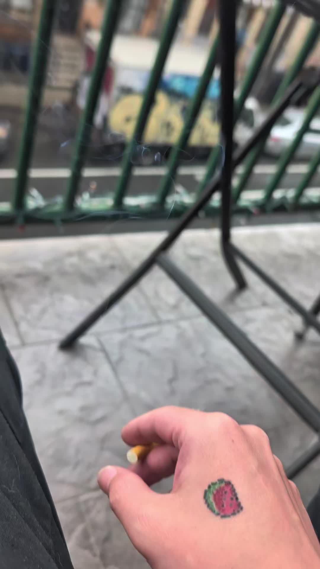 @howdoyouevendancetothis