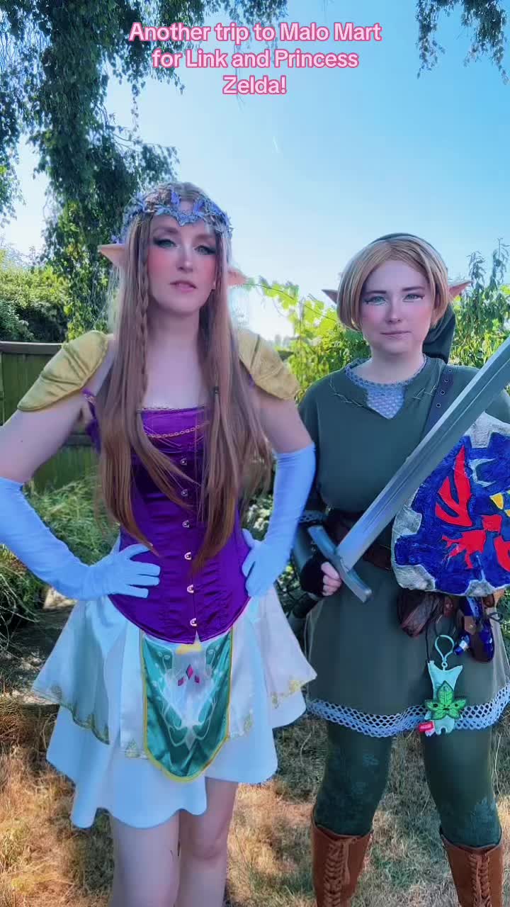 @Pixie_Scarlett