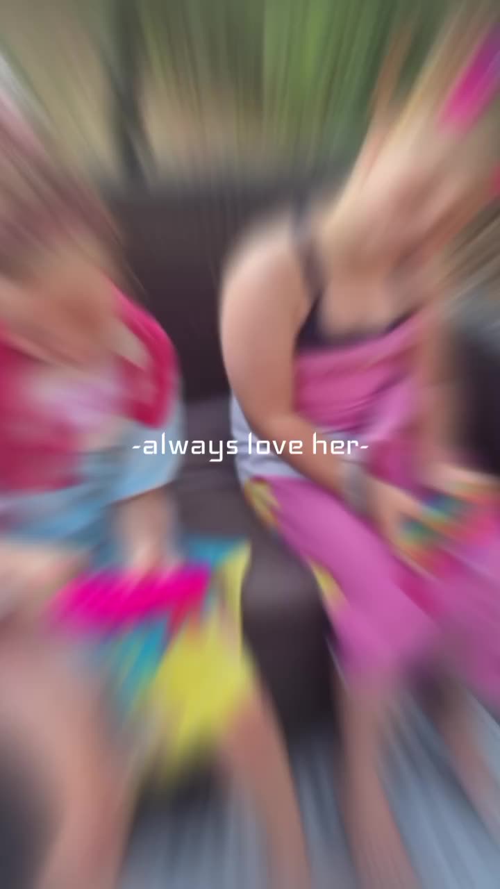 @ELLIE