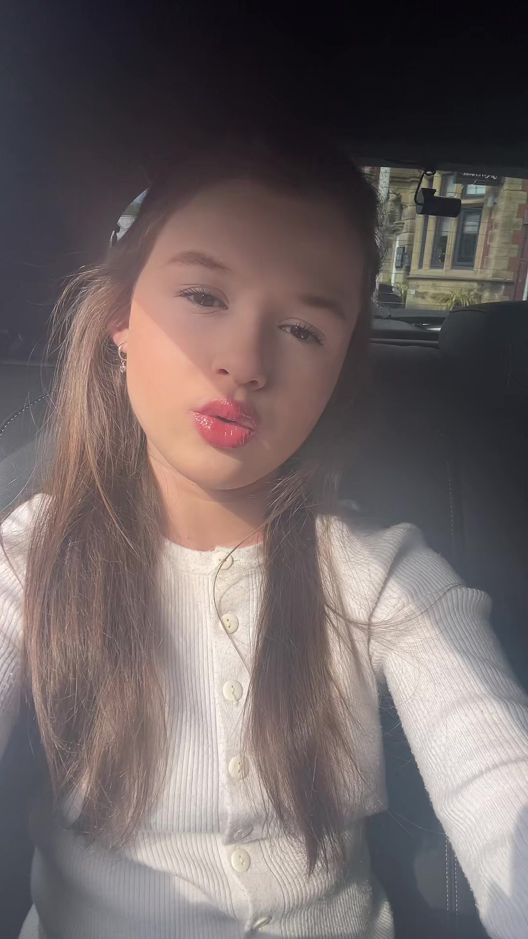 @Sunnie🧁🪽🧟♀️