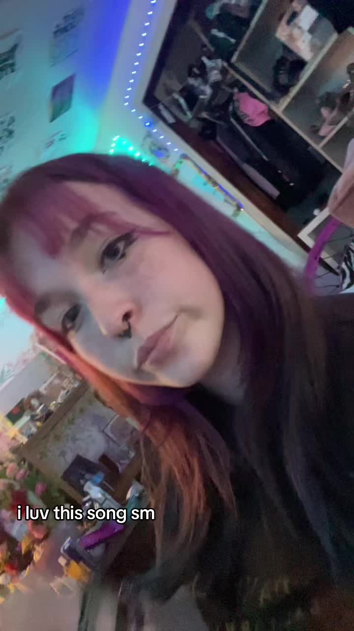 @ꀘꋬꉔ꒐ 🧟&zwj;♀️