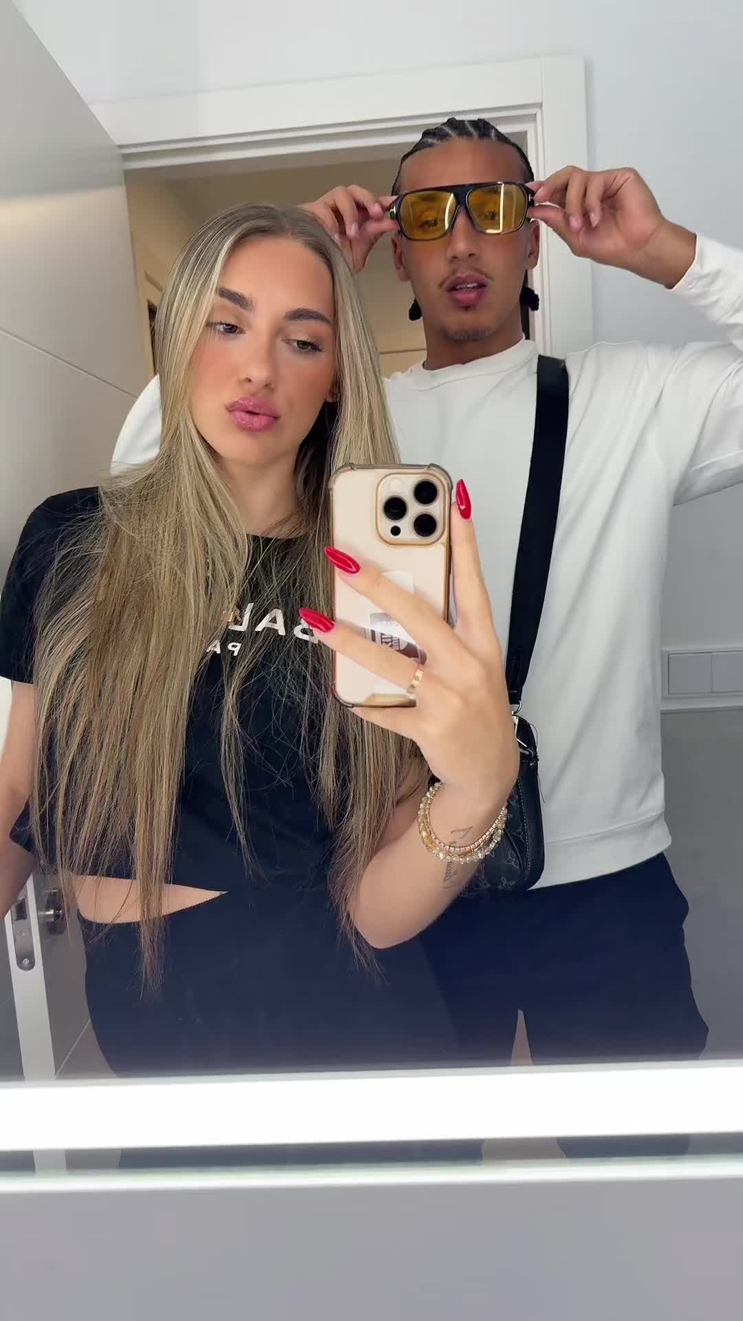 @saradragutinovic_