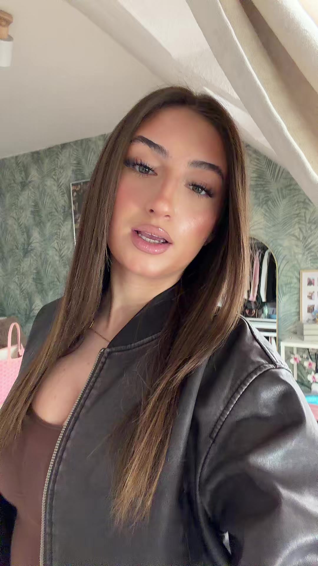 @๐๐๐๐๐๐๐๐