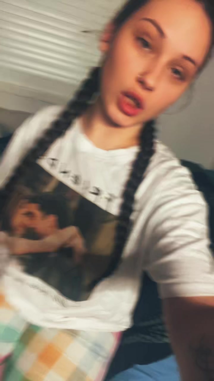 @kaylakershaw19