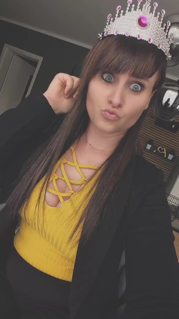 @𝒮𝓀𝑜𝓌𝒾𝒾𓄀