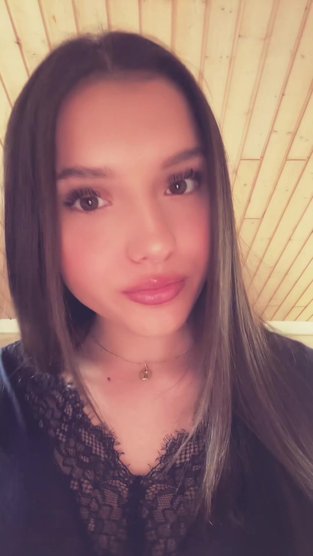 @iulia.dbr