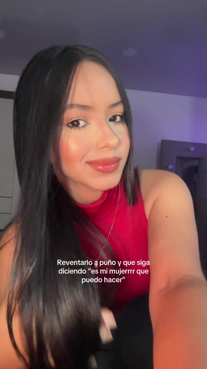 @_victoriavalentinar