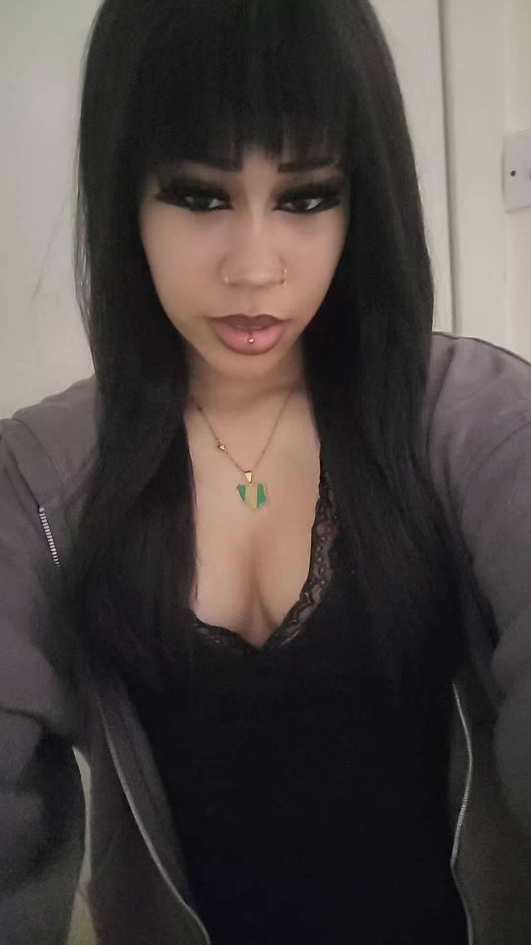 @𝑲𝒂𝒅𝒔