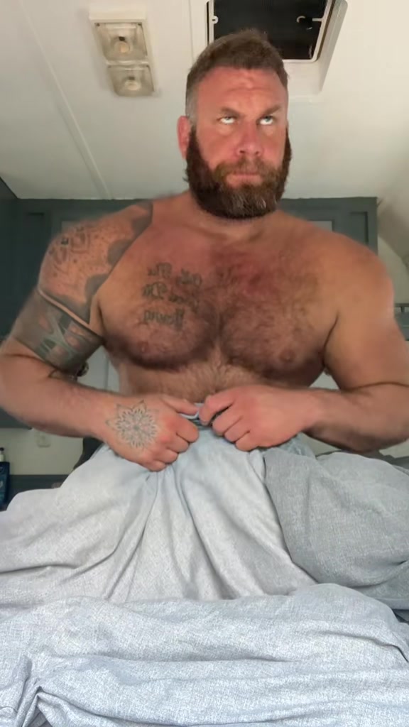 @AussieManAdventures